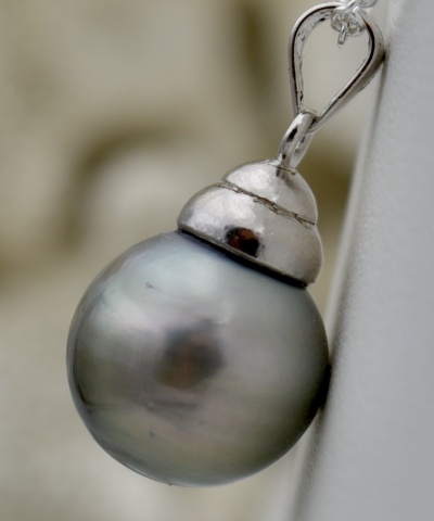 654-collection-tiare-perle-ronde-cerclee-de-12-3mm-collier-en-perles-de-tahiti-0